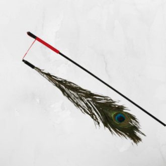   Trixie Playing Rod with Peacock Feather - játék macskapeca (pávatoll) macskák részére (47cm)